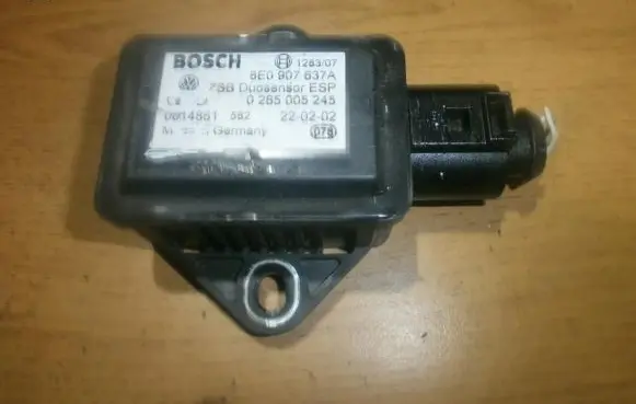 Audi A4 S4 B6 8E 8H ESP acceleration yaw rate sensor 0265005245