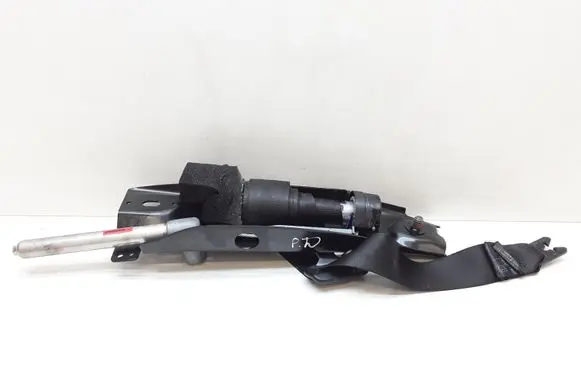 Volvo V70 Front seatbelt