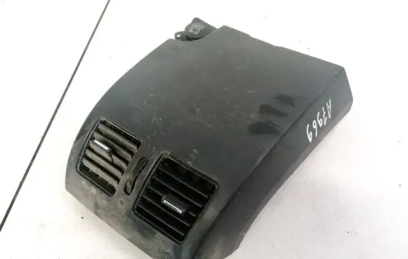 Chrysler Pacifica Dash center air vent grill 1002134AA