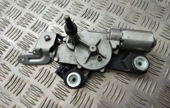 Mazda 3 I Rear window wiper motor 0390201588