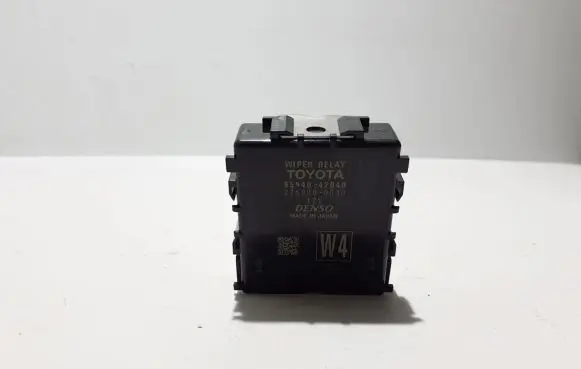 Toyota RAV 4 (XA50) Window wiper interval relay 8594042040