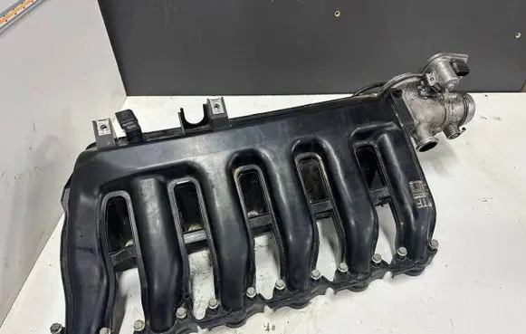 BMW X3 E83 Intake manifold 7790700