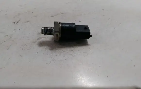 Fuel pressure sensor