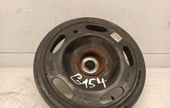 Opel Corsa D Crankshaft pulley 55574771