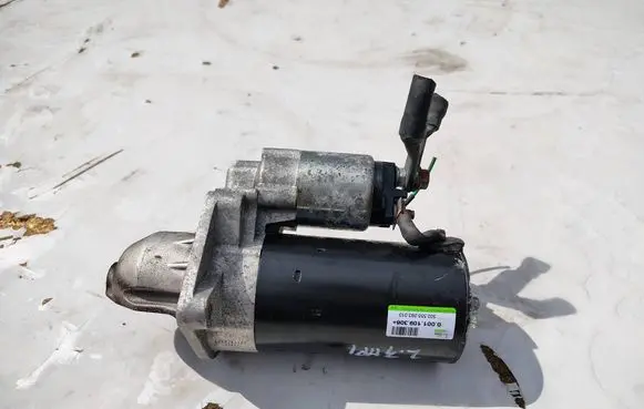 Iveco Daily 35.8 - 9 Starter motor