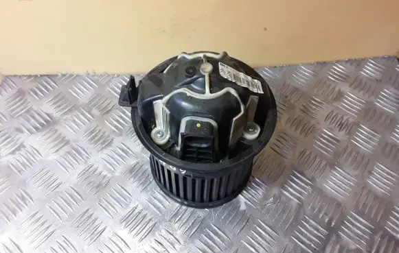Peugeot 308 Heater fan/blower T1000588K