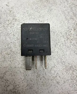 Volvo V70 Other relay V23074 PA66GF25