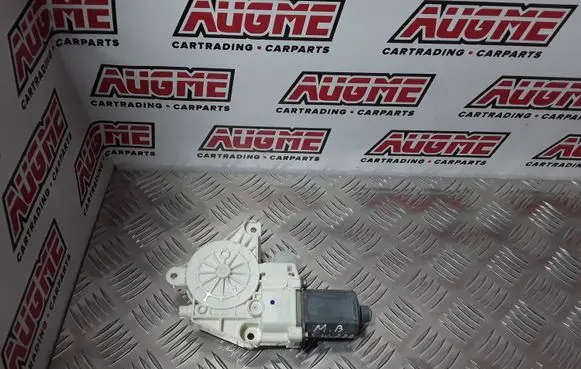 Mercedes-Benz S W222 Front door window regulator motor 1669060301