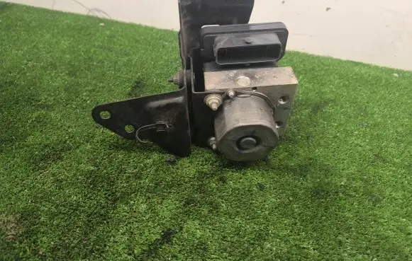 Nissan Qashqai ABS Pump 0265243932
