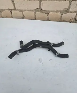 Toyota RAV 4 (XA40) Engine coolant pipe/hose 