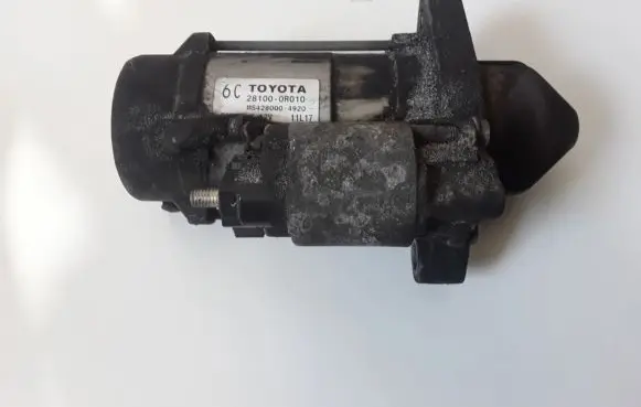 Toyota Avensis T270 Starter motor 281000R010
