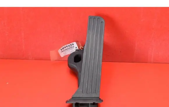 Skoda Superb B6 (3T) Accelerator throttle pedal 1K1723503AA