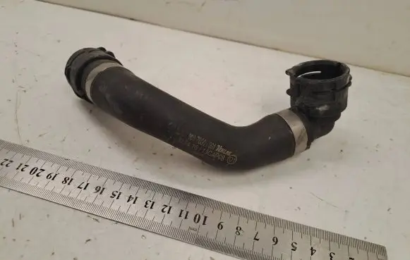 Mercedes-Benz C W205 Engine coolant pipe/hose A2055017000