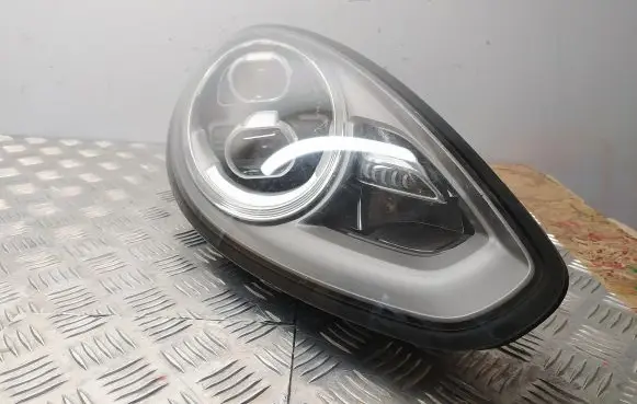 Porsche Panamera (970) Headlight/headlamp 18357802