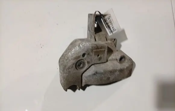 Renault Scenic I Engine mounting bracket 