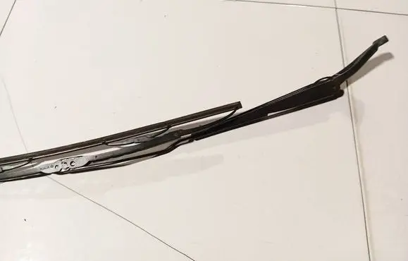 Volvo S60 Front wiper blade arm 8624243