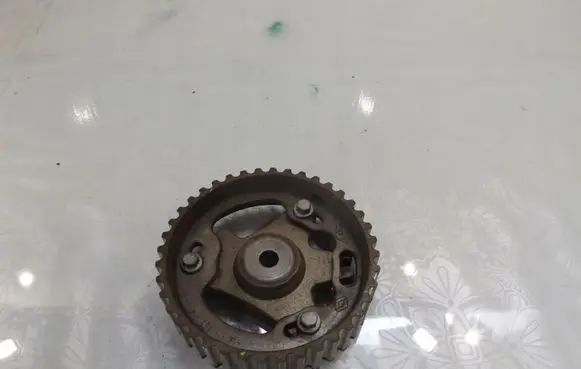 Renault Megane III Camshaft pulley/ VANOS 