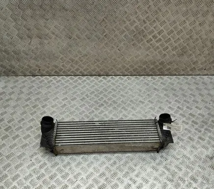 BMW 7 F01 F02 F03 F04 Intercooler radiator 7805629