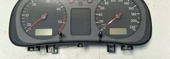 Volkswagen Golf IV Speedometer (instrument cluster) 1J0920805e 3122390112 0263528002