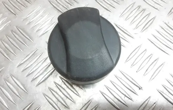 Opel Tigra B Fuel tank filler cap 