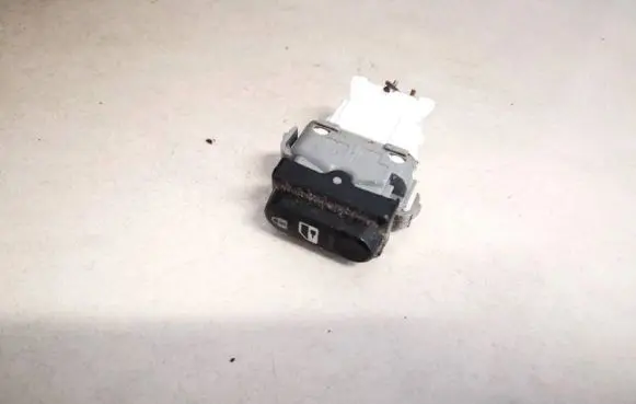 Renault Megane II Central locking switch button 28082 108265a
