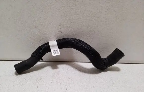 Land Rover Evoque II Engine coolant pipe/hose M4D318B402BA