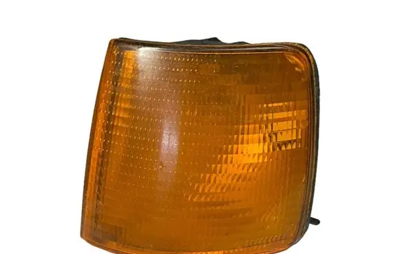 Volkswagen PASSAT B3 Front indicator light 357953049 133717 42756R6