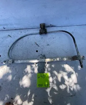 Renault Clio I Rear door manual window regulator 730916423
