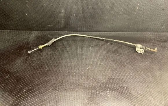 Gear shift cable linkage