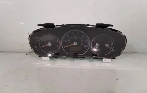 Hyundai Santa Fe Speedometer (instrument cluster)