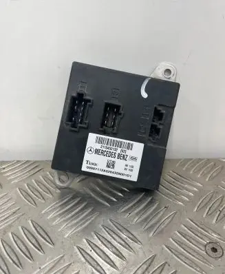 Mercedes-Benz E W211 Comfort/convenience module 2115452132