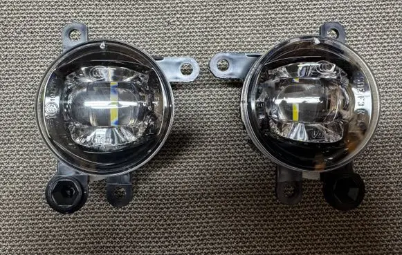 Opel Mokka B Front fog light F0GK19011A 89252241 9850854580