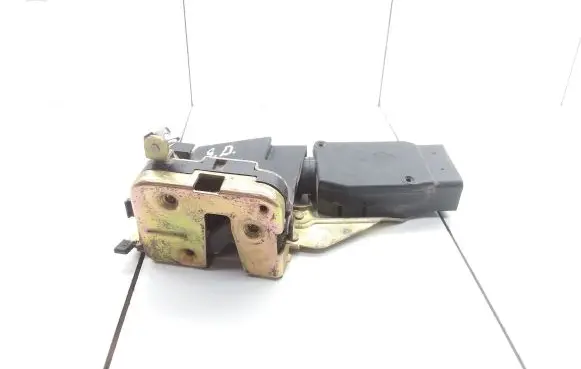 Mitsubishi Space Star Rear door lock