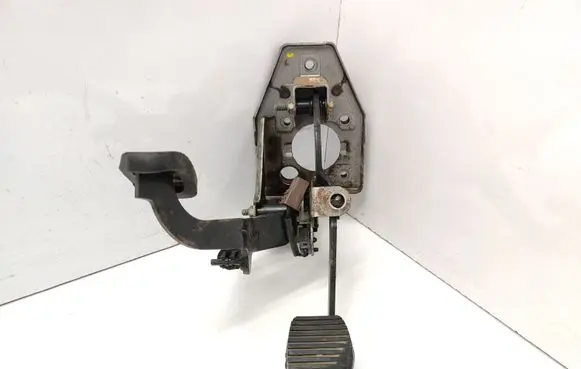 Citroen Xsara Picasso Pedal assembly 9639846280