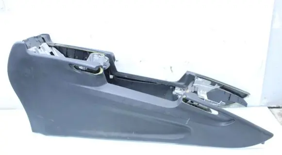 Mercedes-Benz GL X164 Center console 2467398