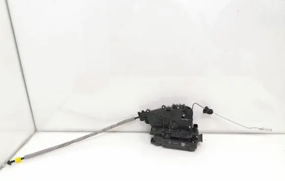 Mercedes-Benz EQC Rear door lock A2220064099 A0997309100 410512254220