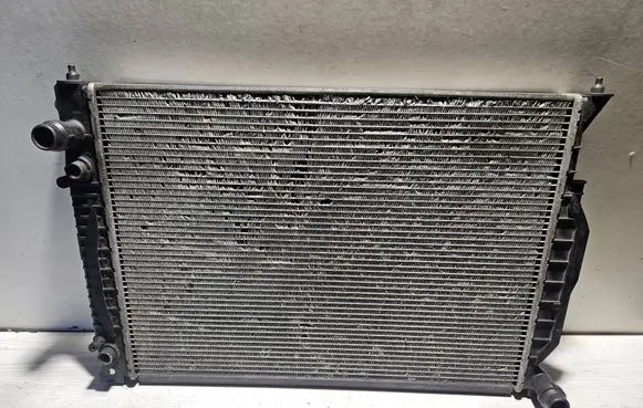 Audi A6 S6 C5 4B Coolant radiator 4B0121251A 1464486