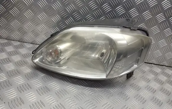 Volkswagen Fox Headlight/headlamp