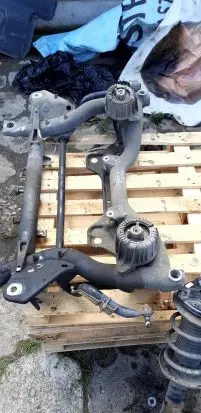 Mercedes-Benz E W212 Front axle beam 