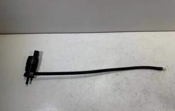 Mercedes-Benz Sprinter W907 W910 Windscreen/windshield washer pump 2218690121