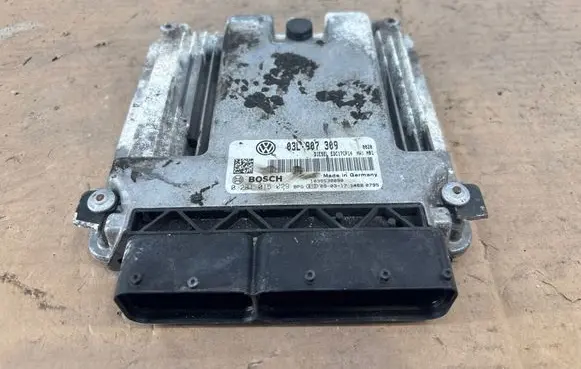 Volkswagen PASSAT B6 Engine control unit/module 03L907309 1039S30090 0281015029
