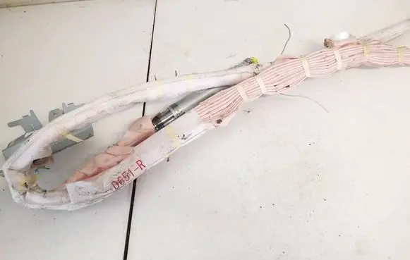 Mazda 2 Roof airbag
