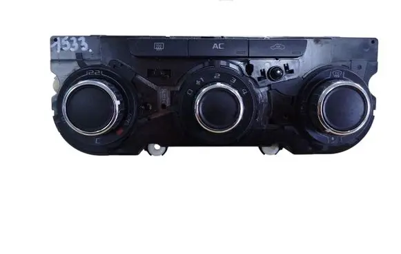 Skoda Superb B6 (3T) Climate control unit 3T0820047M