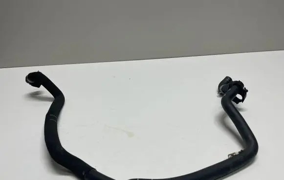 BMW 5 G30 G31 Engine coolant pipe/hose 6821252