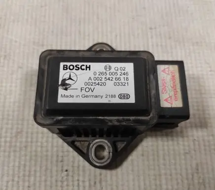 Mercedes-Benz Vito Viano W639 ESP (stability system) control unit 0265005246 A0025426618