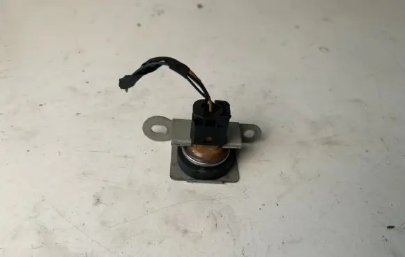 BMW 5 E60 E61 ESP acceleration yaw rate sensor 6781407