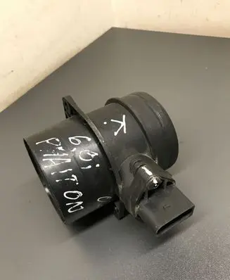 Volkswagen Phaeton Mass air flow meter