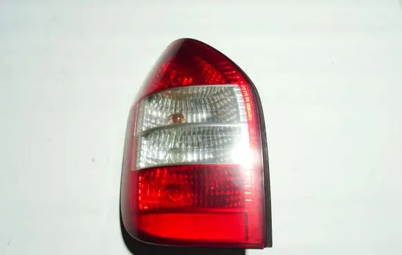 Opel Zafira A Rear/tail lights