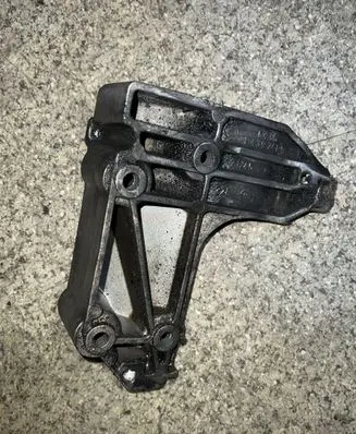 BMW 3 E46 A/C compressor mount bracket 1439241