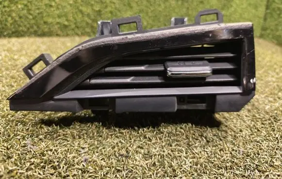 Subaru Outback (BT) Dash center air vent grill S16415230 66110AN030 66110AN
